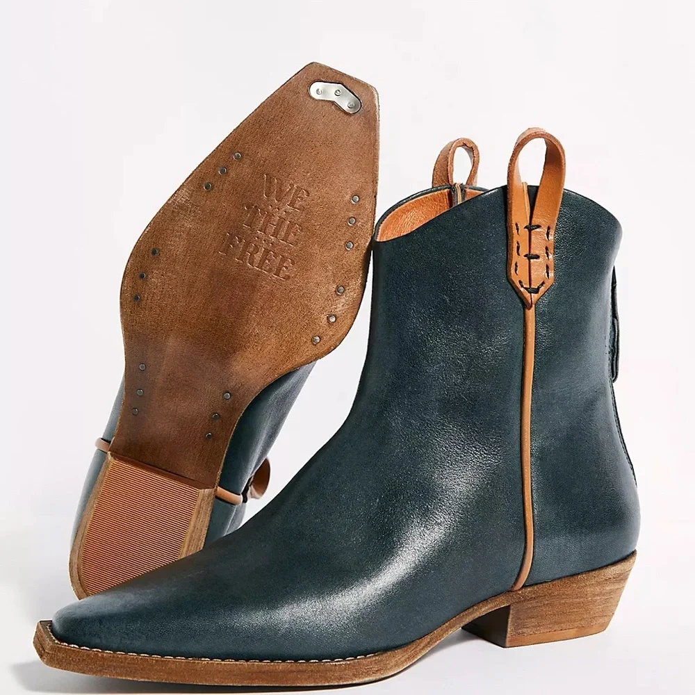 Free People - Wesley ankle boot in washed black. W 9 - Picture 3 of 8